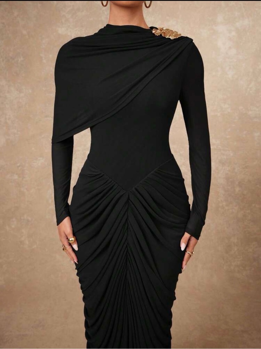 Black Ruched Long-Sleeve Dress - Picture 4 of 4
